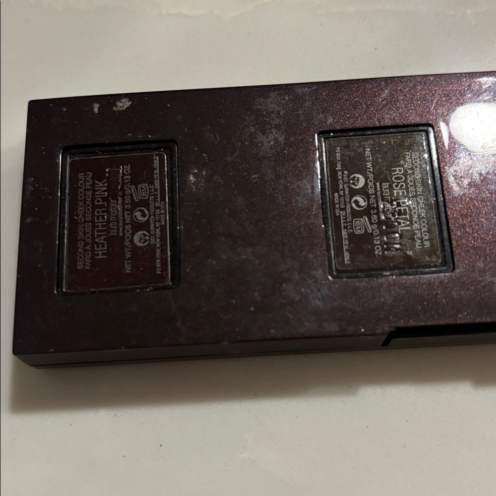 Laura Mercier Blush Duo in Charger/Palette ~ Rose Petal & Heather Pink - Picture 6 of 7